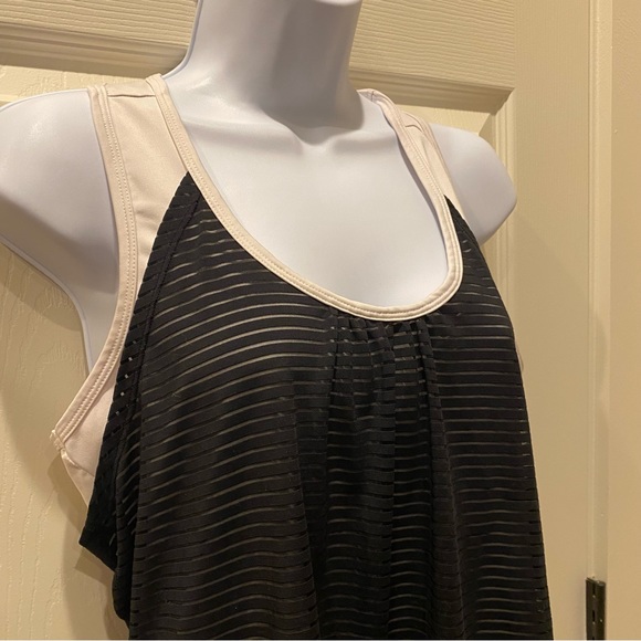 Marika Tek Tank Sz L - Picture 2 of 3